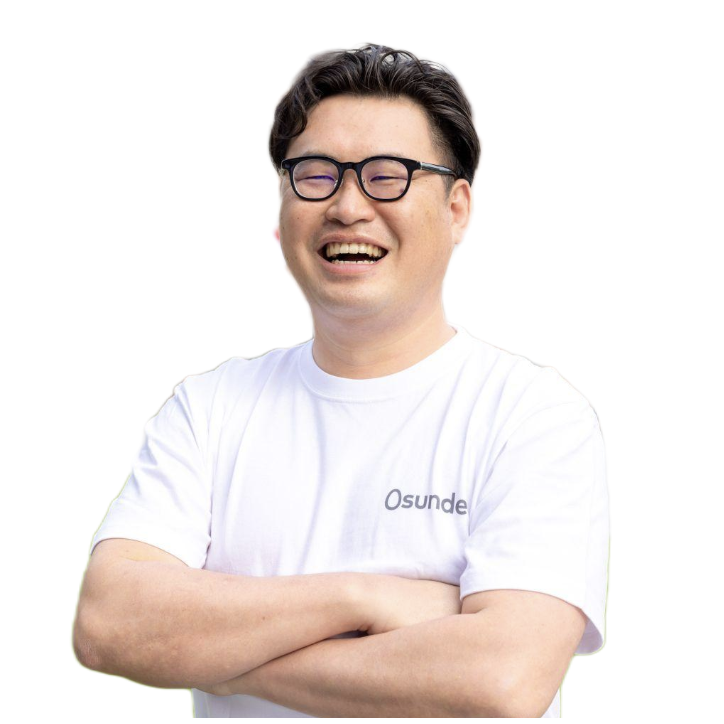 登壇者写真：岡野 周平 氏
