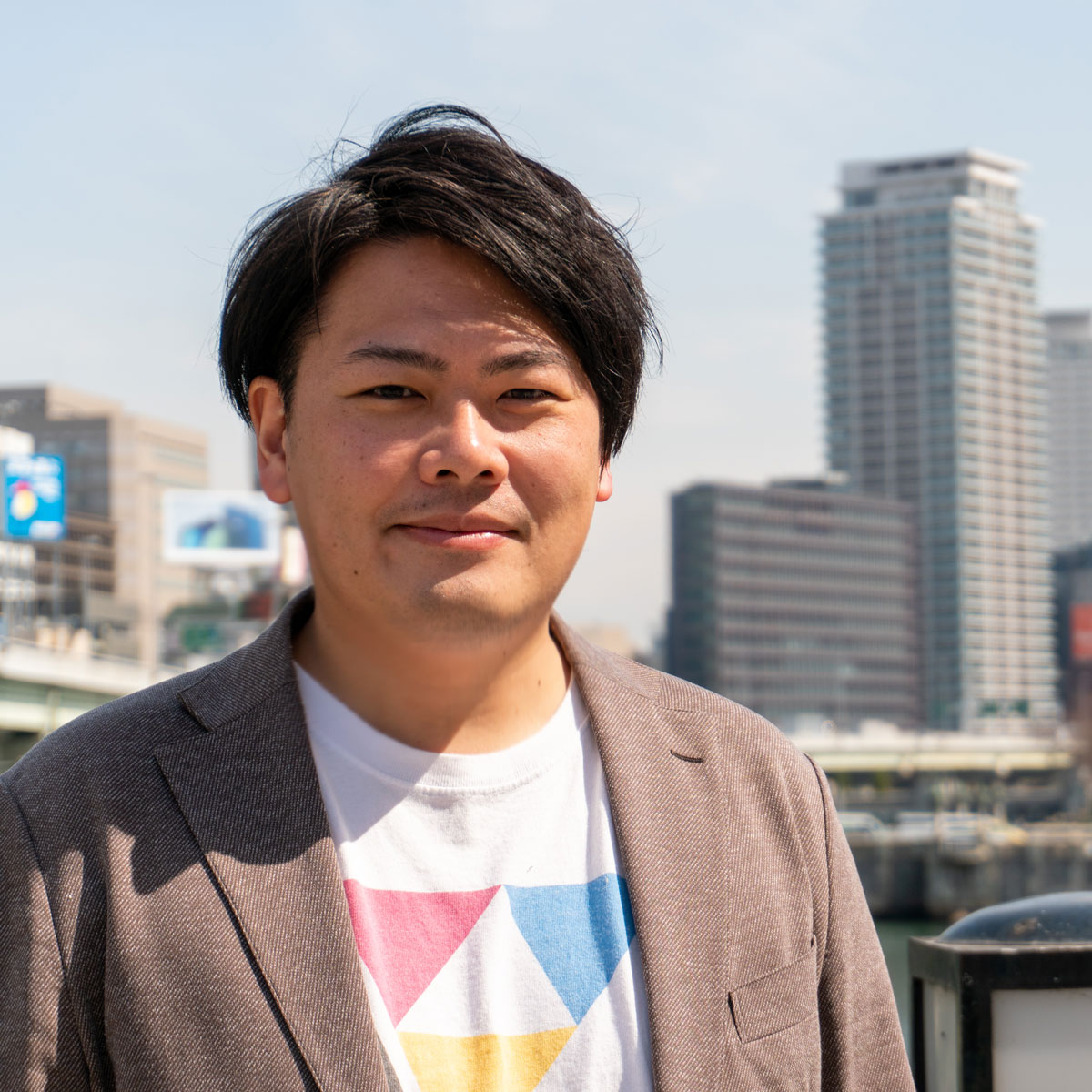 写真:山岡 健人 氏